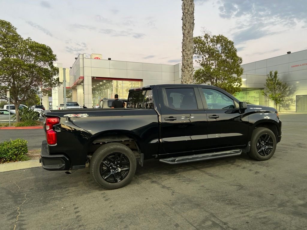Used 2024 Black Chevrolet Custom image 3