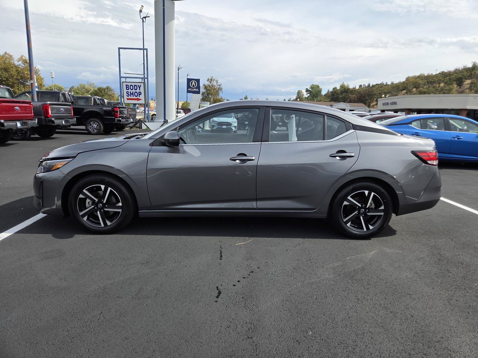 Used 2025 Gun Metallic Nissan SV image 8