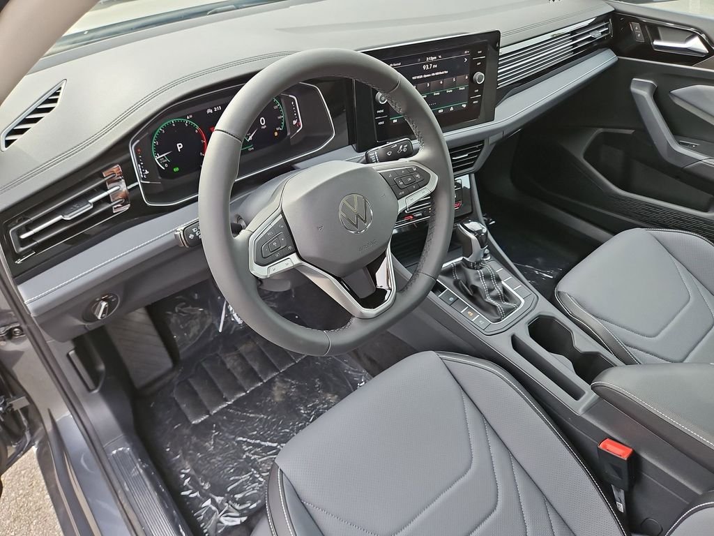 New 2026 Gray Volkswagen 1.5T SEL image 9