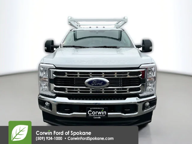 New 2026 Oxford White Ford XL image 4