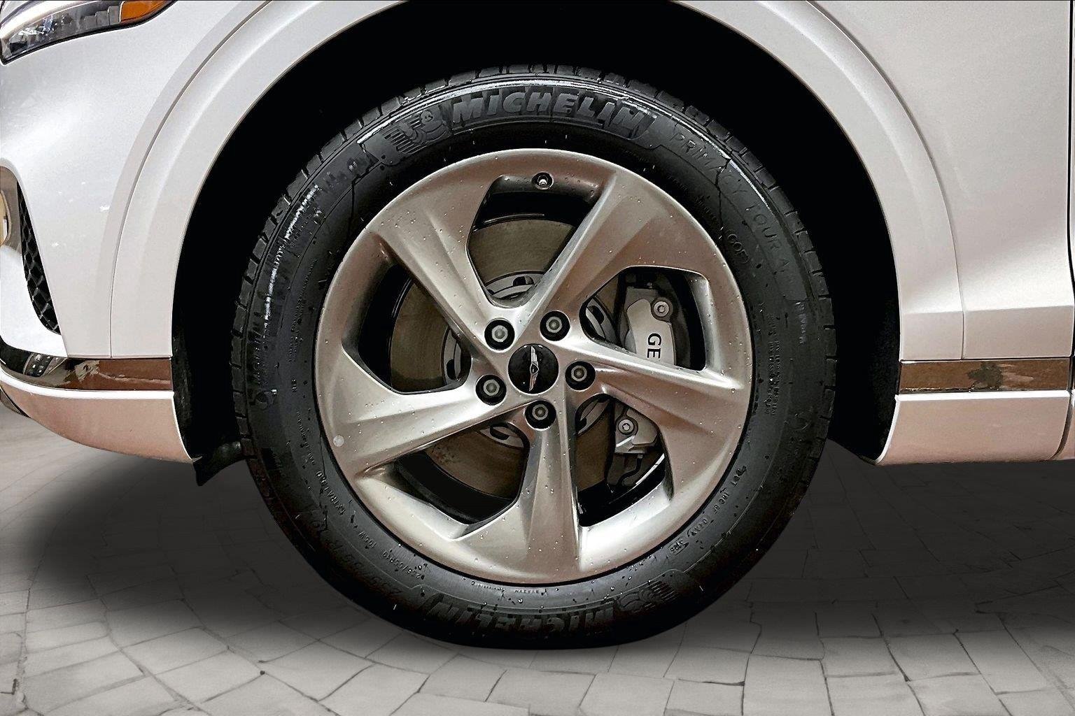 New 2026 Uyuni White Genesis 2.5T image 15