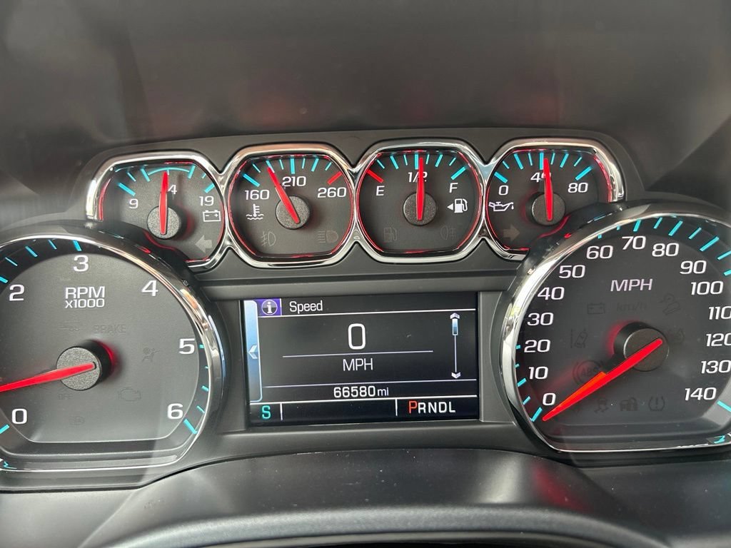 Used 2018 CAJUN RED TINTCOAT Chevrolet LT image 25