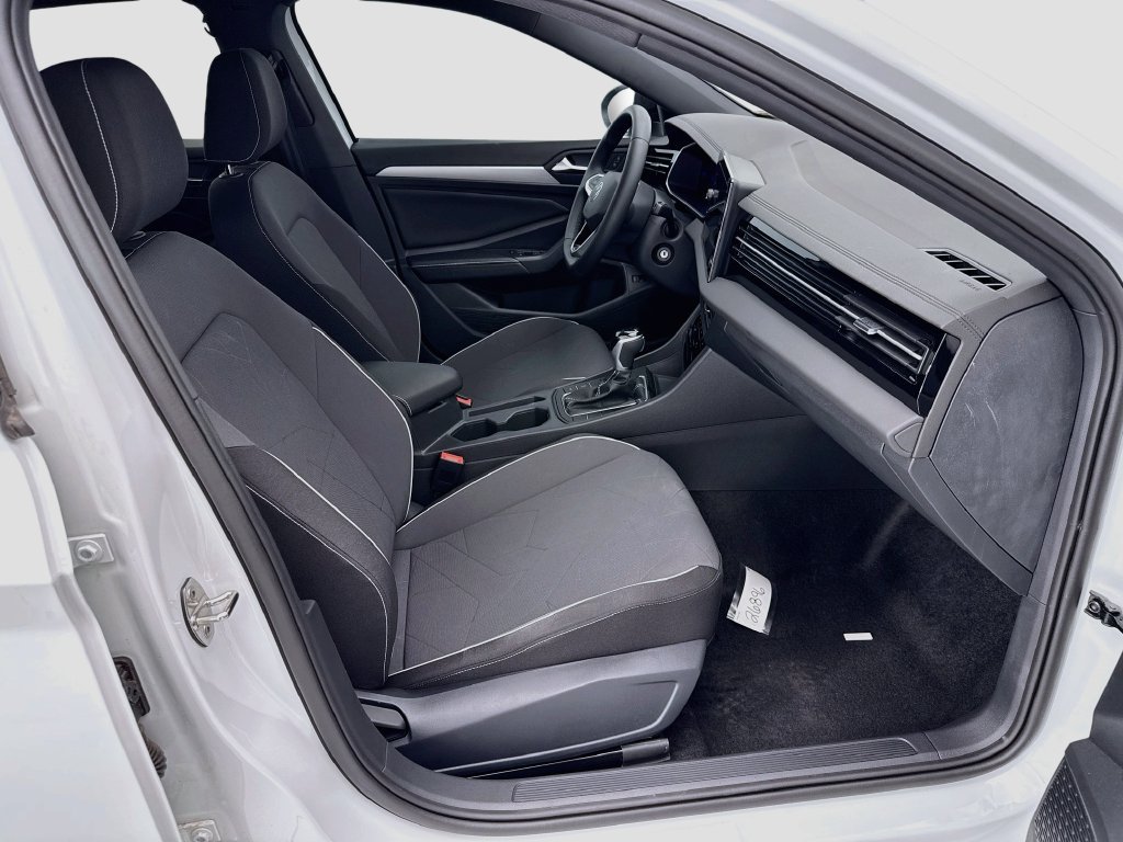 New 2026 White Volkswagen 1.5T Sport image 18