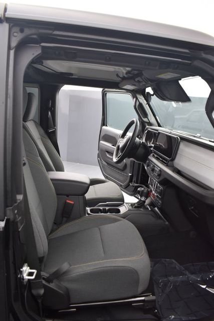 New 2026 Jeep Wrangler Willys 2-door in Burnsville #NT73668 | Park ...