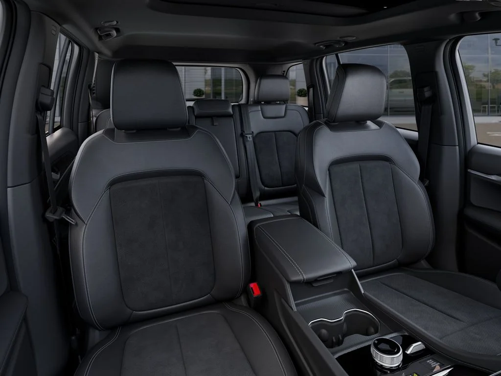 New 2026 Baltic Gray Metallic Clear-Coat Exterior Paint Jeep Altitude image 16