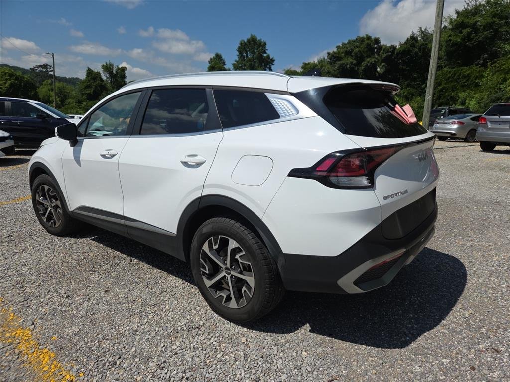 Used 2023 White Kia EX image 6