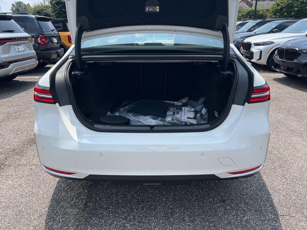 New 2027 Alpine White BMW 530i image 27