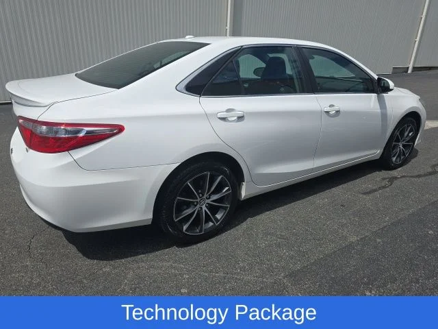 Used 2017 White Toyota XSE image 6