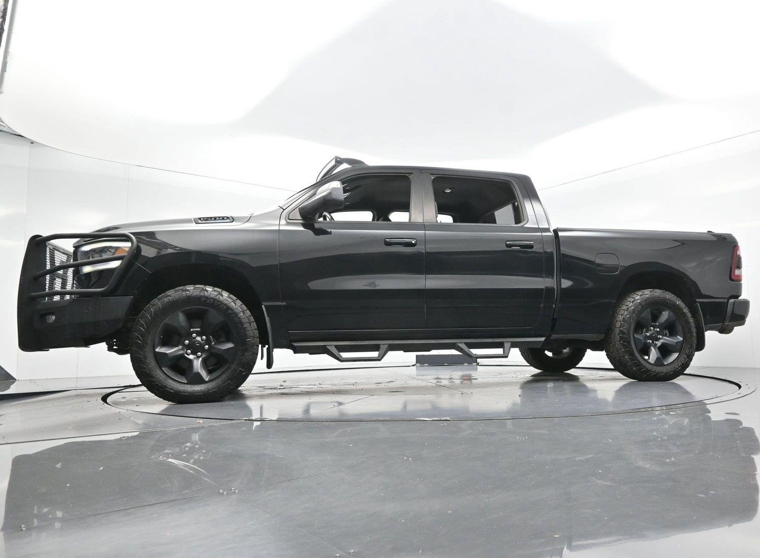Used 2019 Diamond Black Crystal Pearlcoat Ram Big Horn/Lone Star image 42