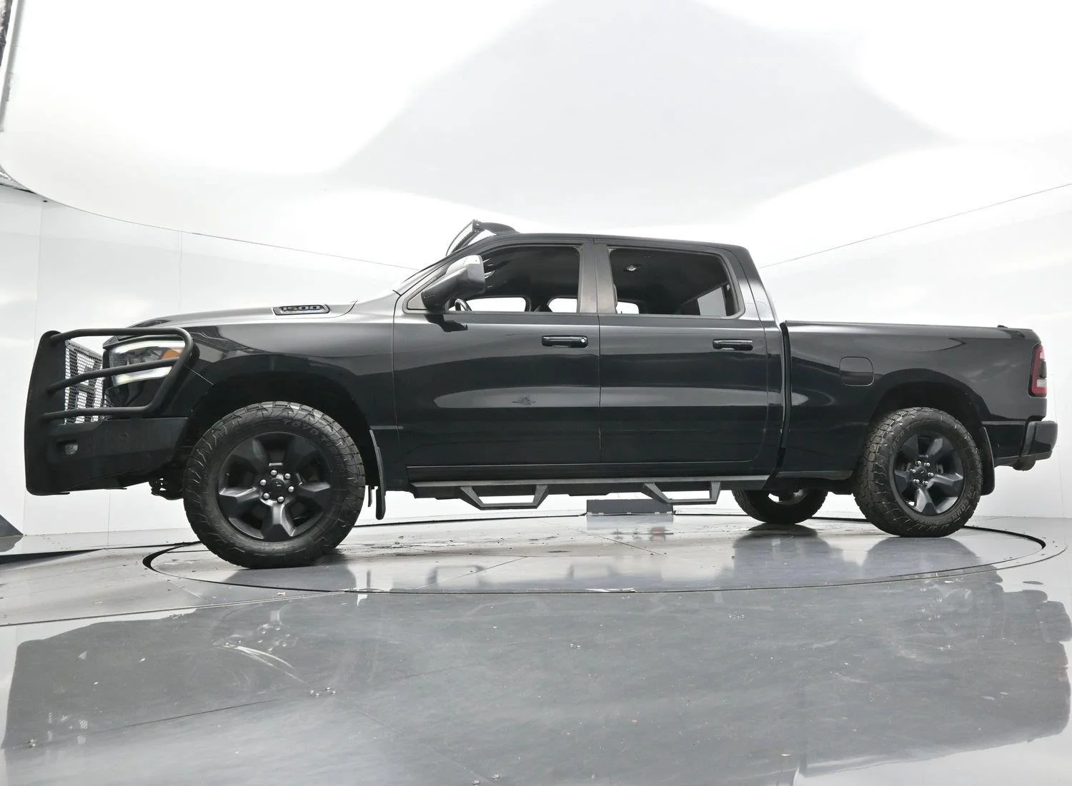 Used 2019 Diamond Black Crystal Pearlcoat Ram Big Horn/Lone Star image 42