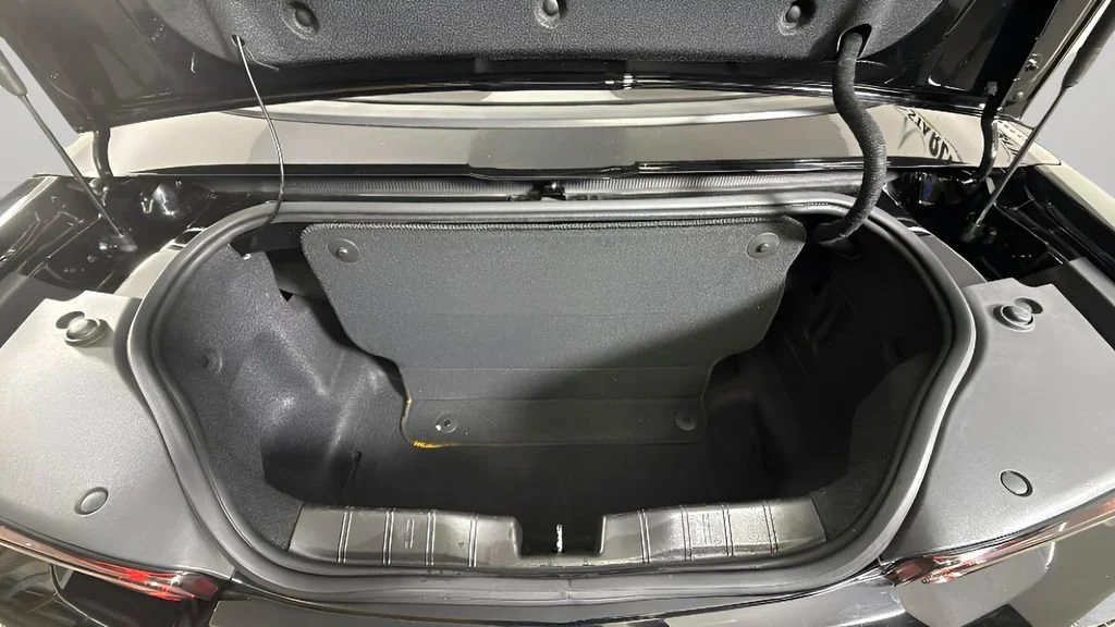 Used 2022 Black Chevrolet 2LT image 31