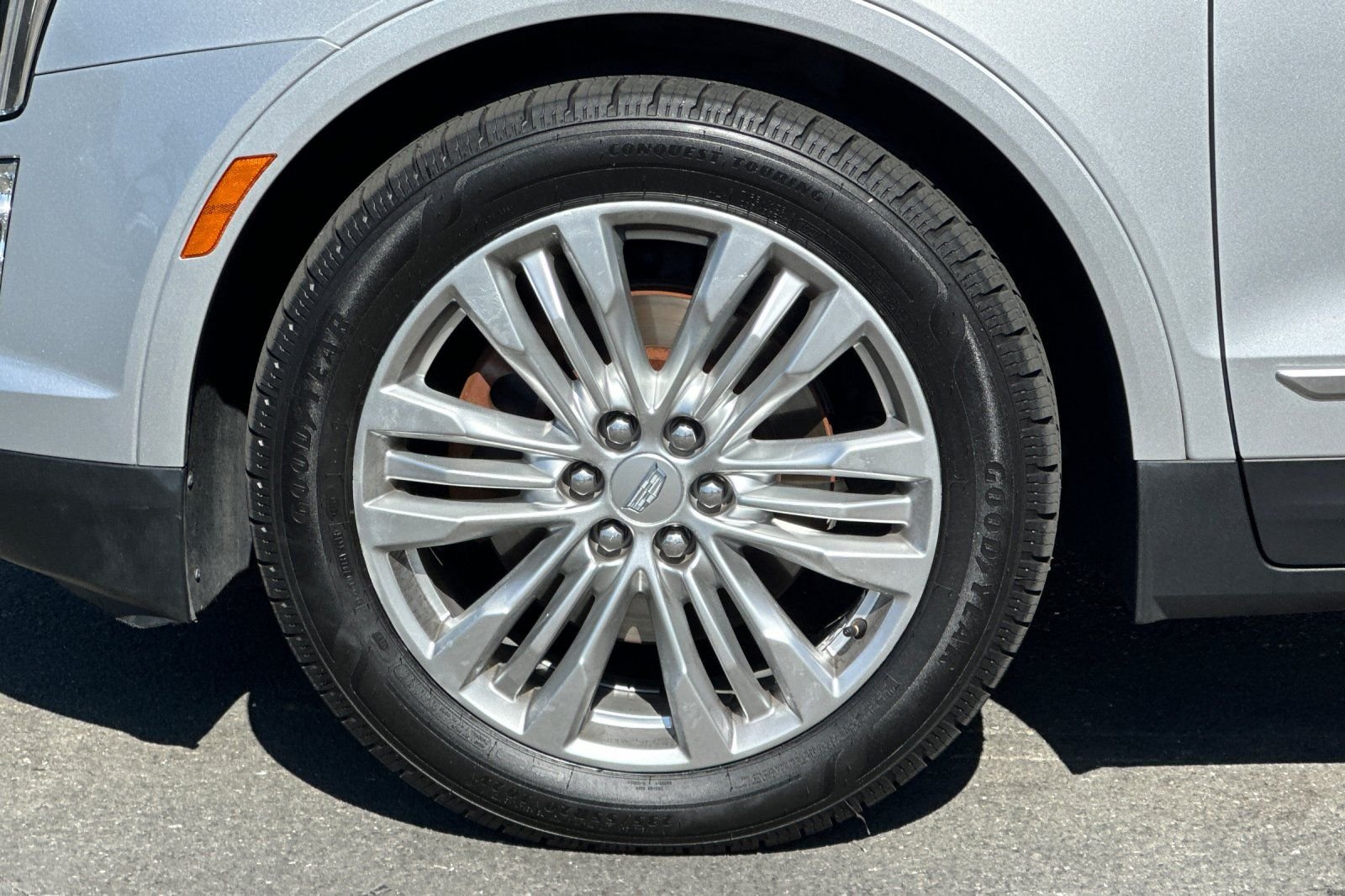Used 2018 Silver Cadillac Premium Luxury image 27