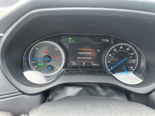 Used 2024  Toyota LE image 15
