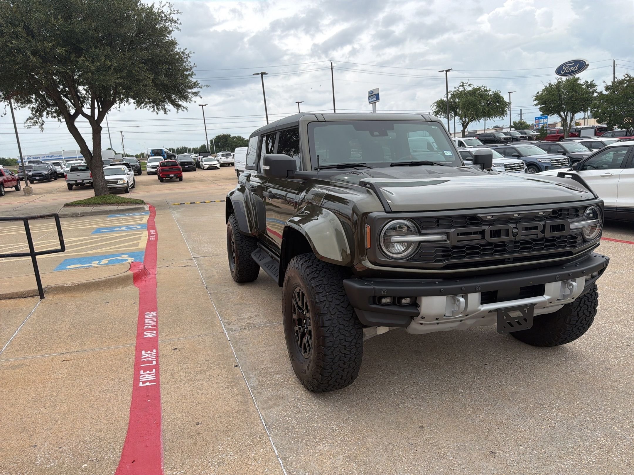 Used 2025 Green Ford Raptor image 3