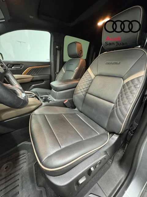 Used 2023 Silver GMC Denali image 24