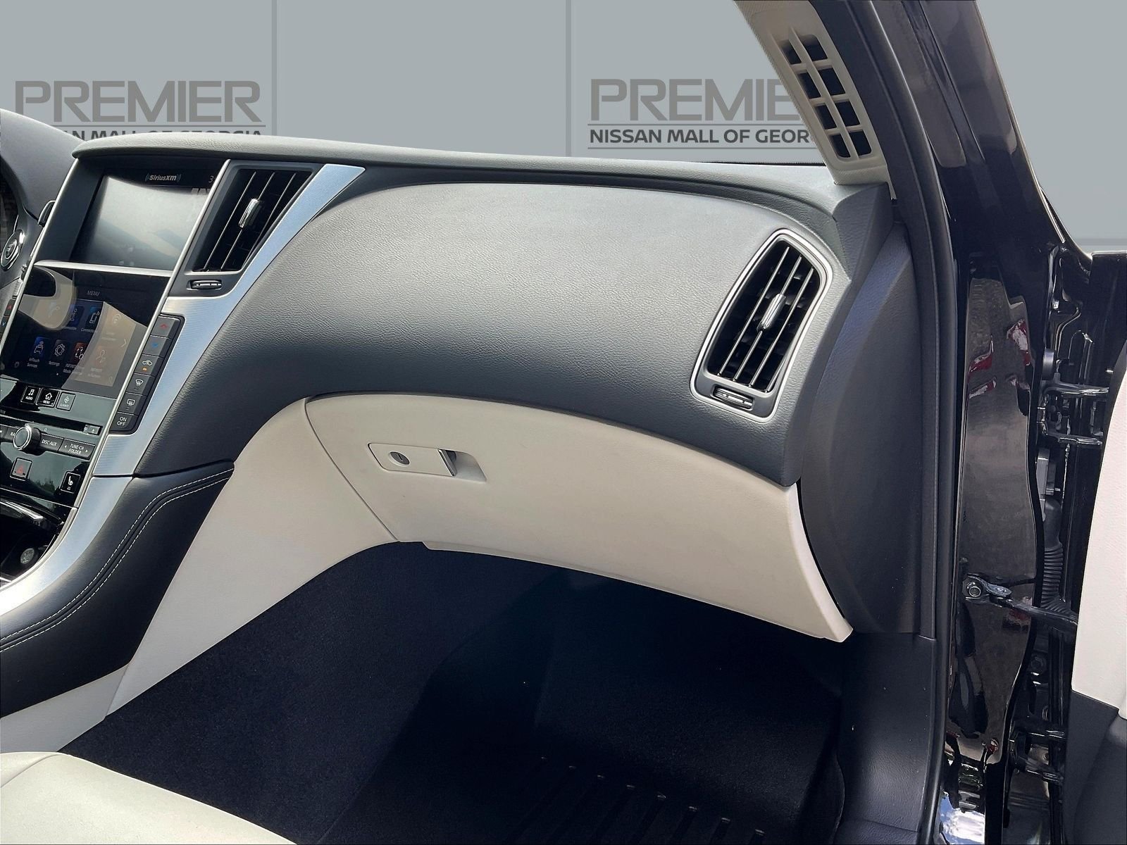 Used 2021 Black INFINITI 3.0t LUXE image 28