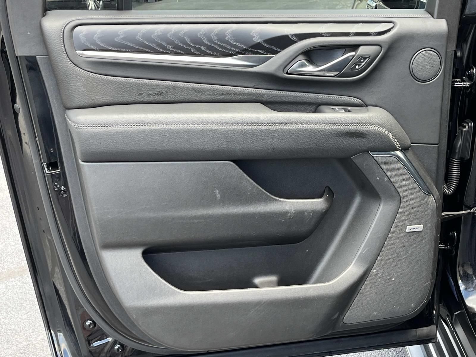 Used 2024 Onyx Black GMC Denali image 17