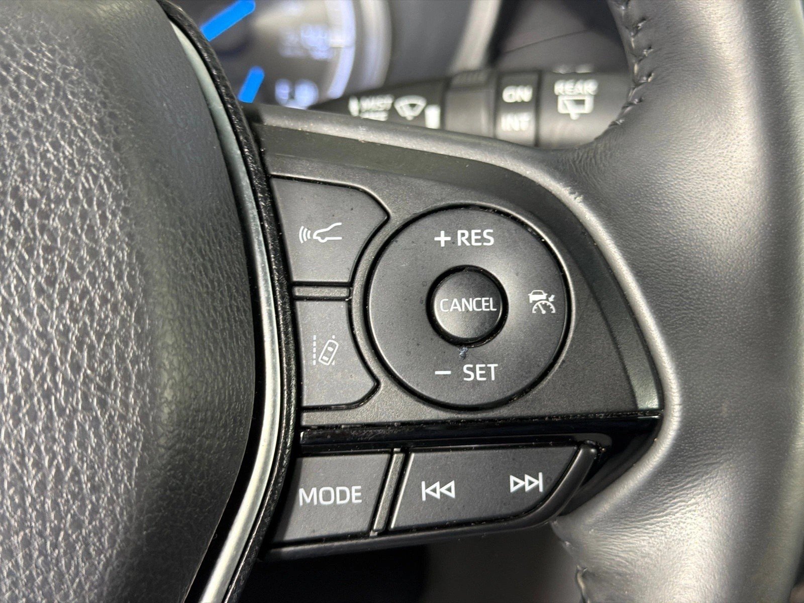 Used 2023 Wind Chill Pearl Toyota Nightshade image 26