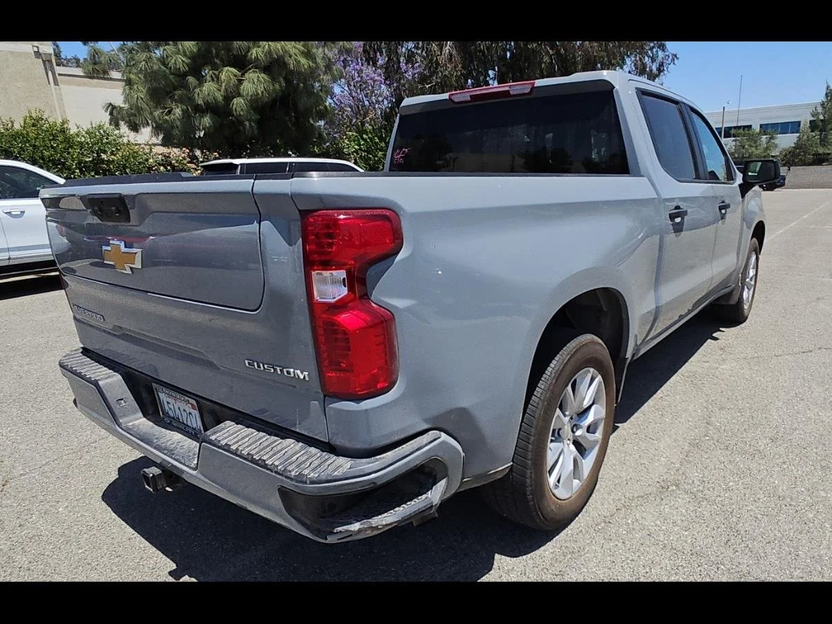 Used 2024 Slate Gray Metallic Chevrolet Custom image 20