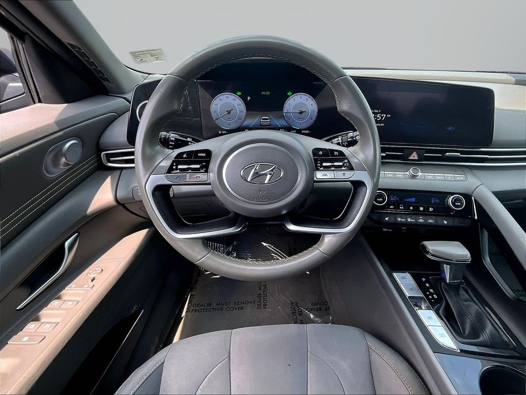 Certified Used 2023 Gray Hyundai SEL image 9