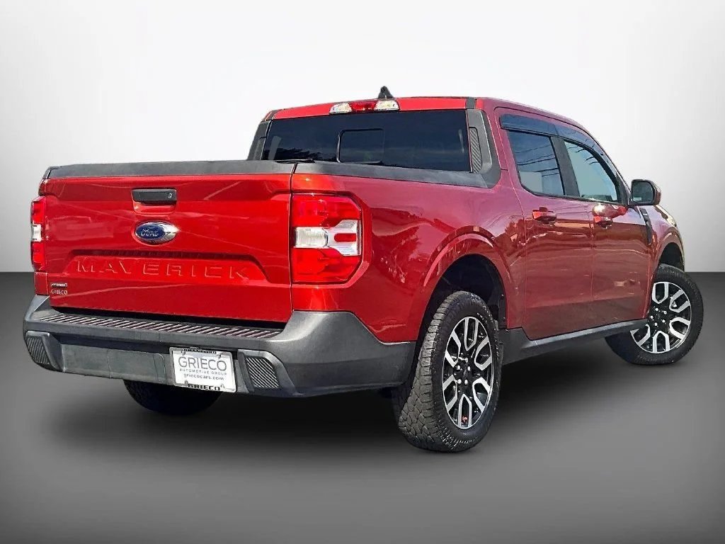 Used 2022 Chili Pepper Red Ford Lariat image 7