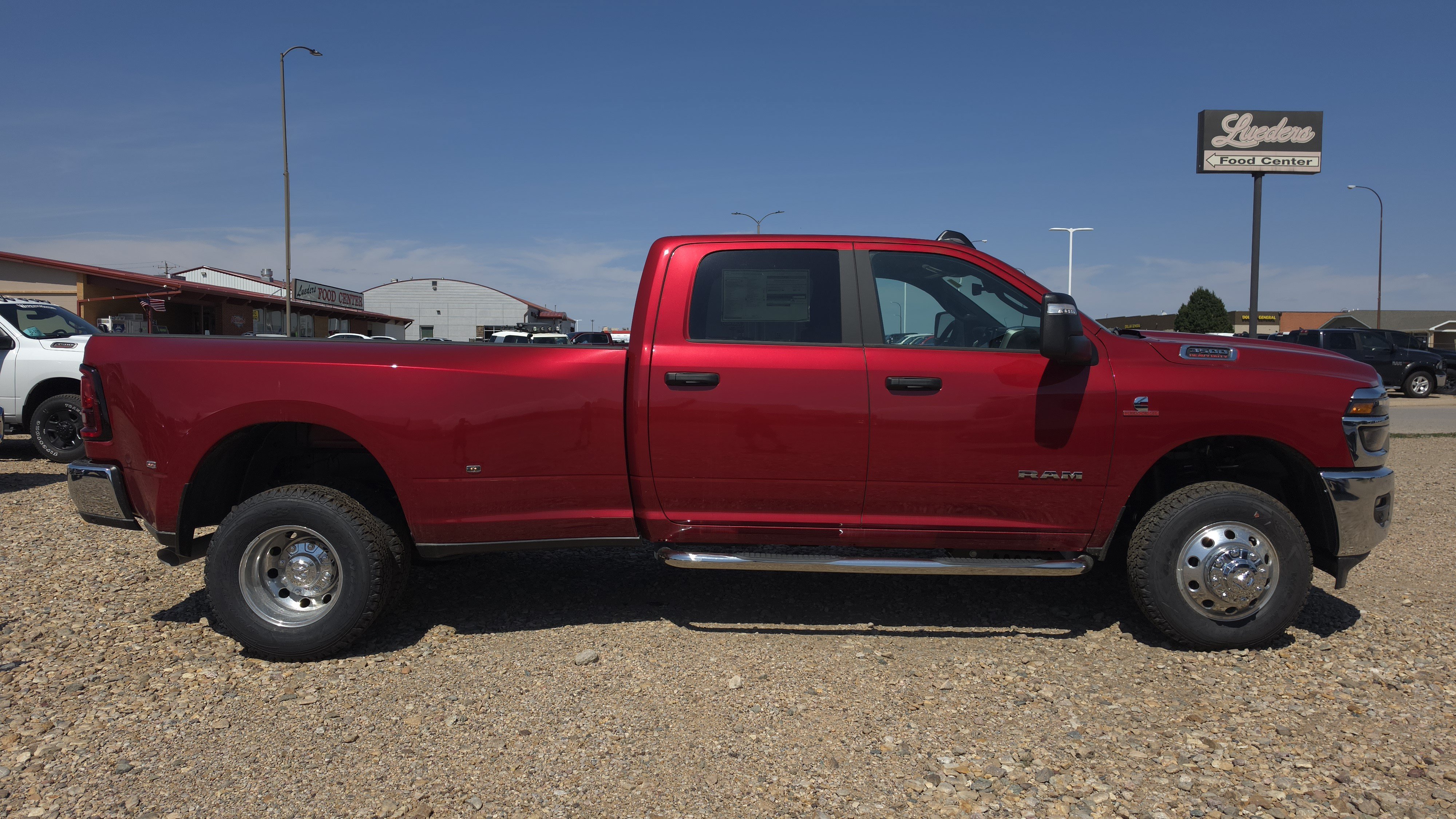 New 2026 Molten Red Pearlcoat Ram Big Horn image 2