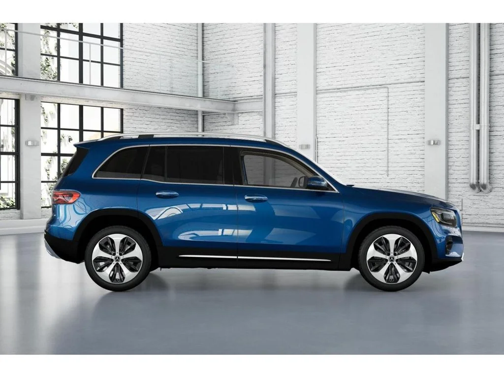 New 2026 Blue Mercedes-Benz GLB 250 image 2