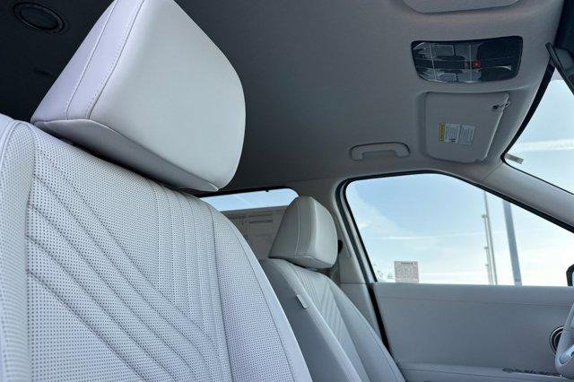 New 2026 Creamy White Pearl Hyundai SEL FWD image 18