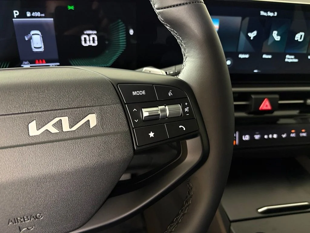 New 2027 Gravity Gray Kia LX image 20