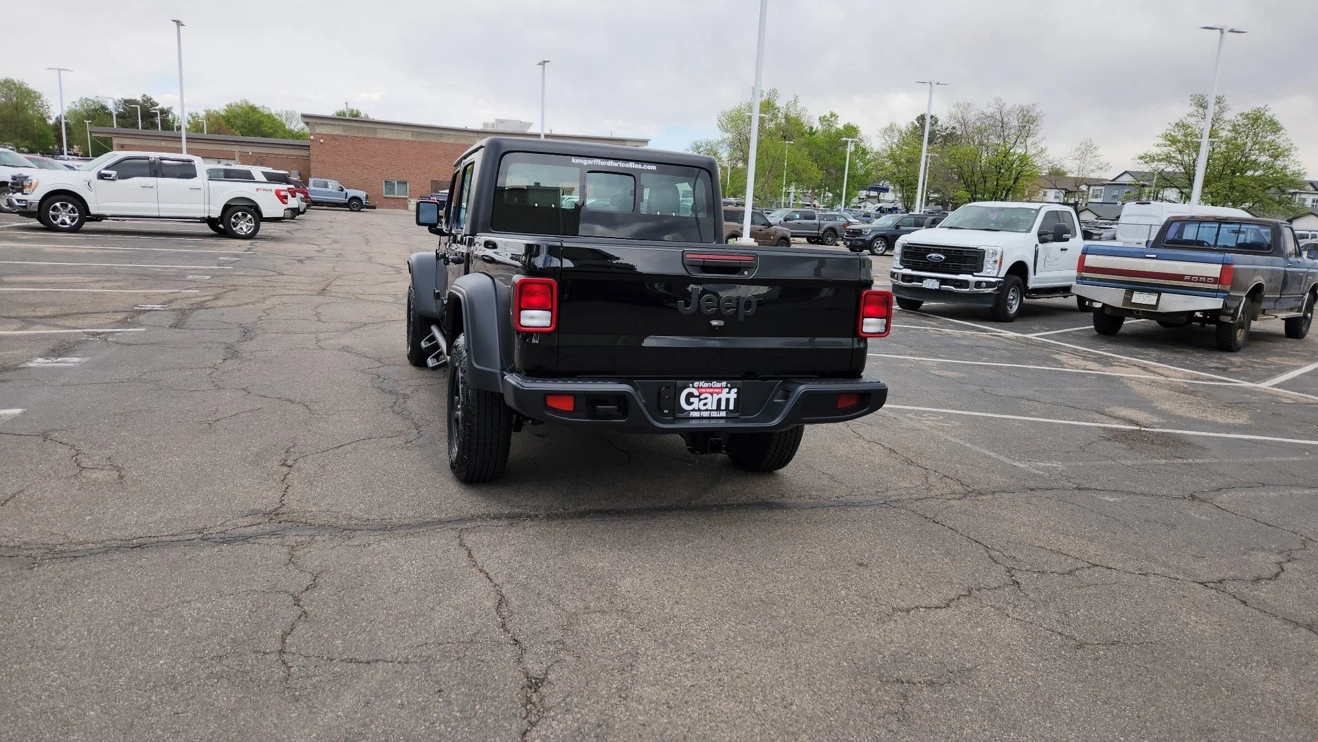Used 2026 Black Clearcoat Jeep Sport image 11