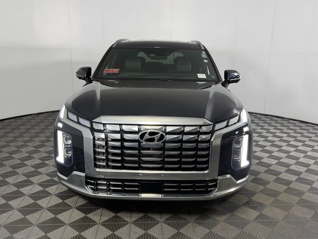 Used 2024 White Hyundai Calligraphy image 3