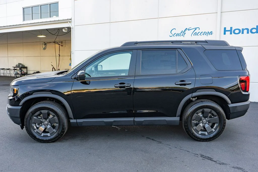 New 2026 Crystal Black Pearl Honda RTL Towing image 9