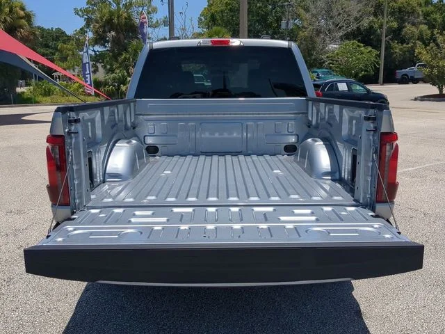 New 2026 Iconic Silver Metallic Ford XLT image 13
