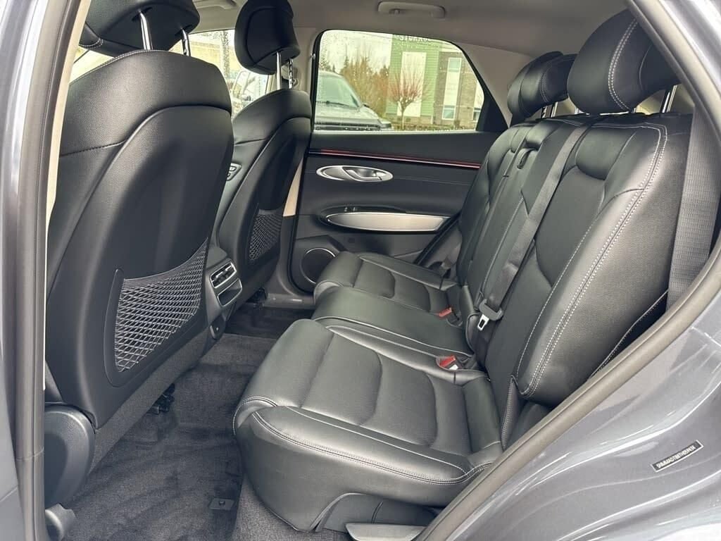 New 2026 Blue Genesis 2.5T SELECT image 39