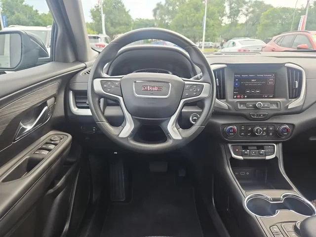 Used 2023 Ebony Twilight Metallic GMC SLE image 14