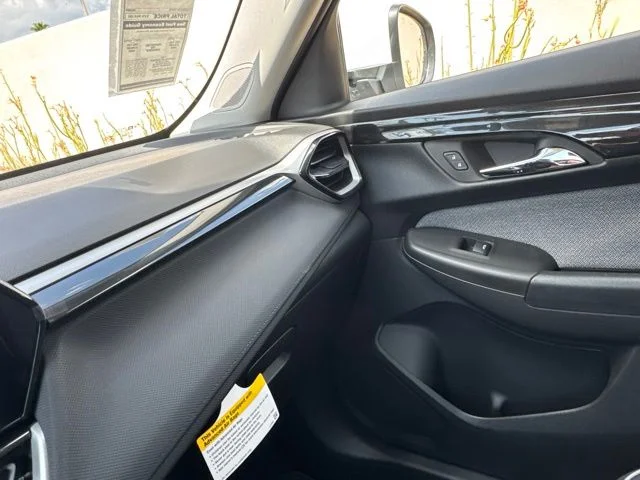 New 2026 White Chevrolet LT image 25