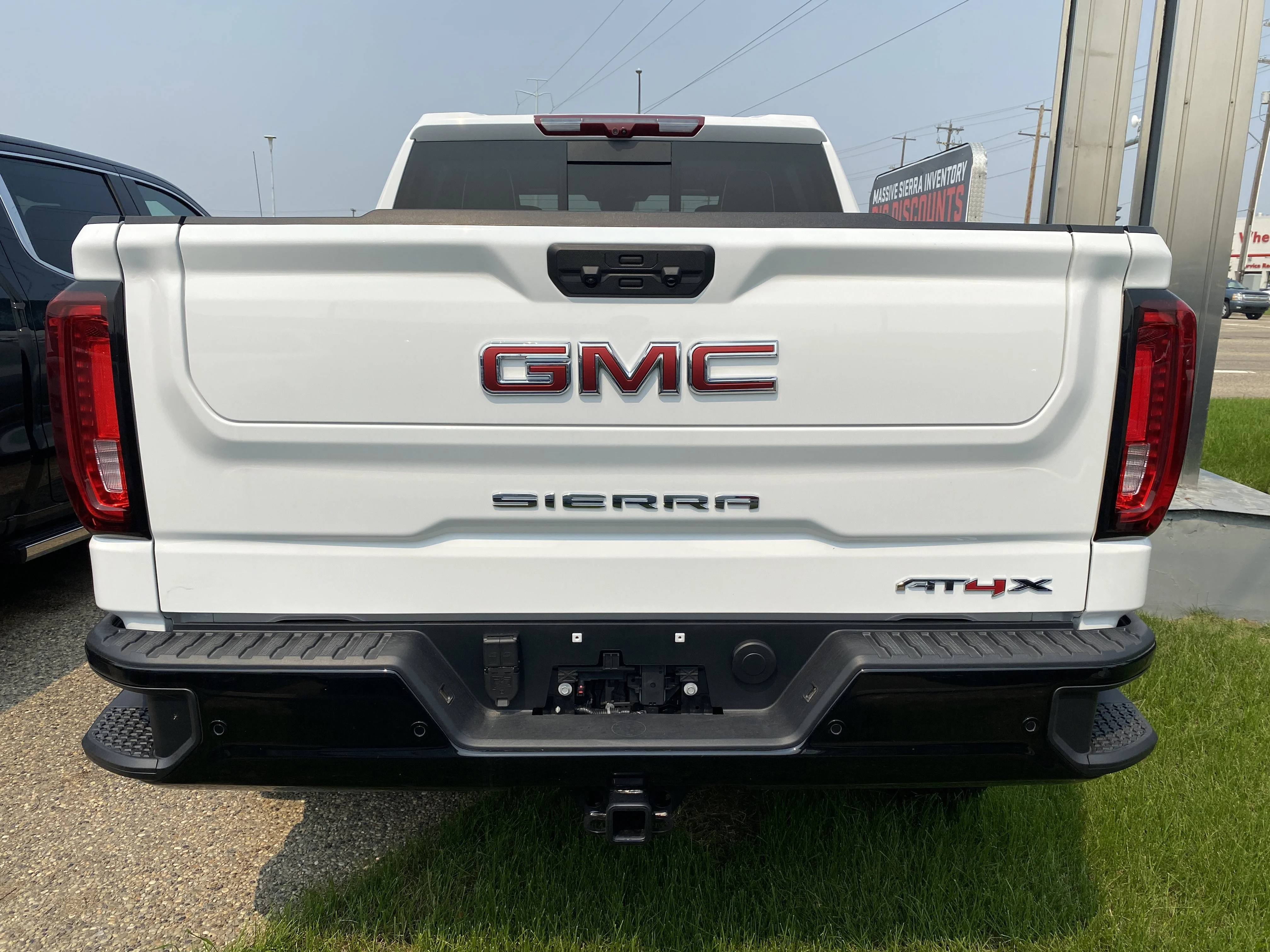 New 2026 Summit White GMC AT4X image 4