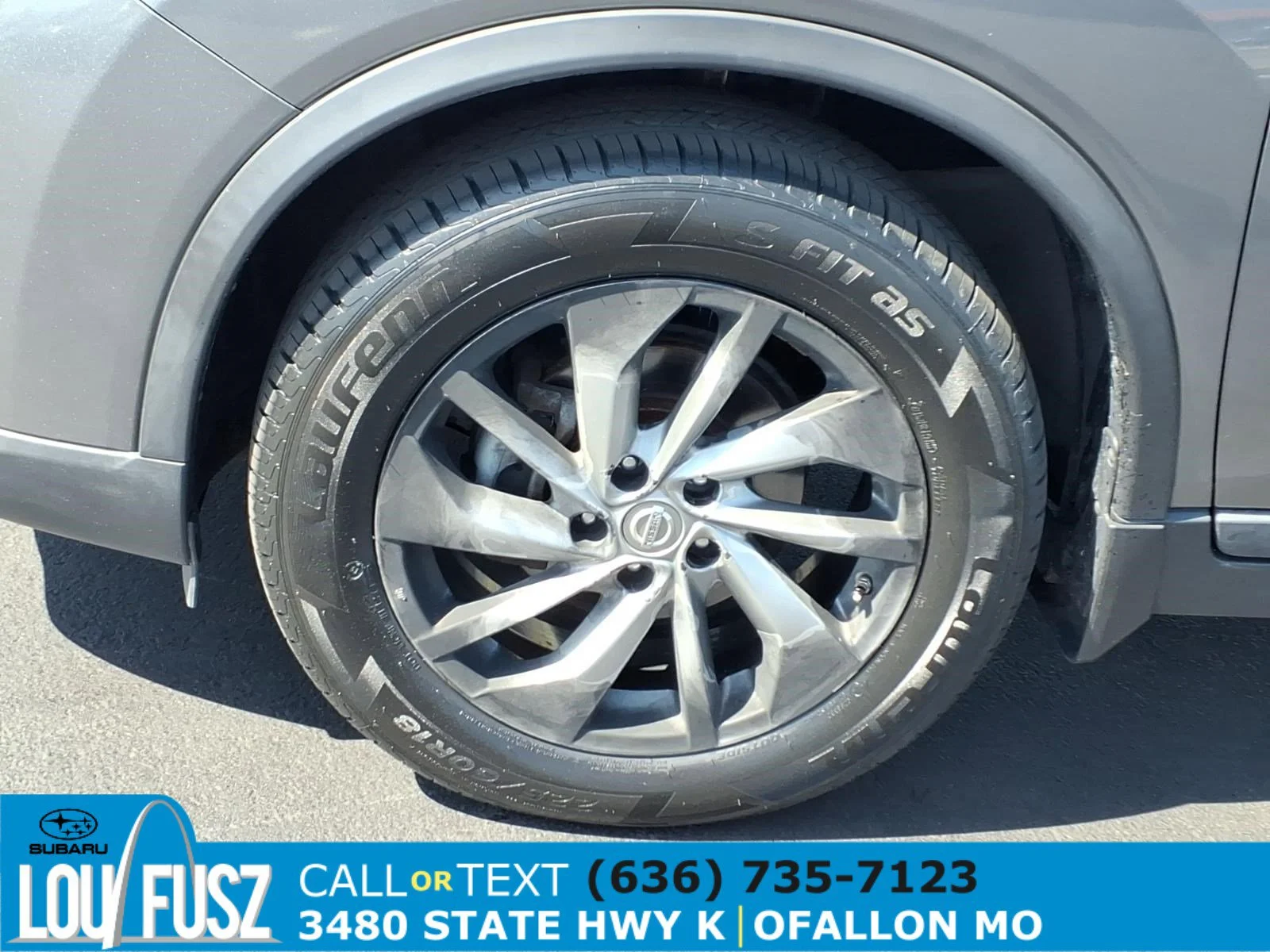 Used 2015 Gun Metallic Nissan SL image 31