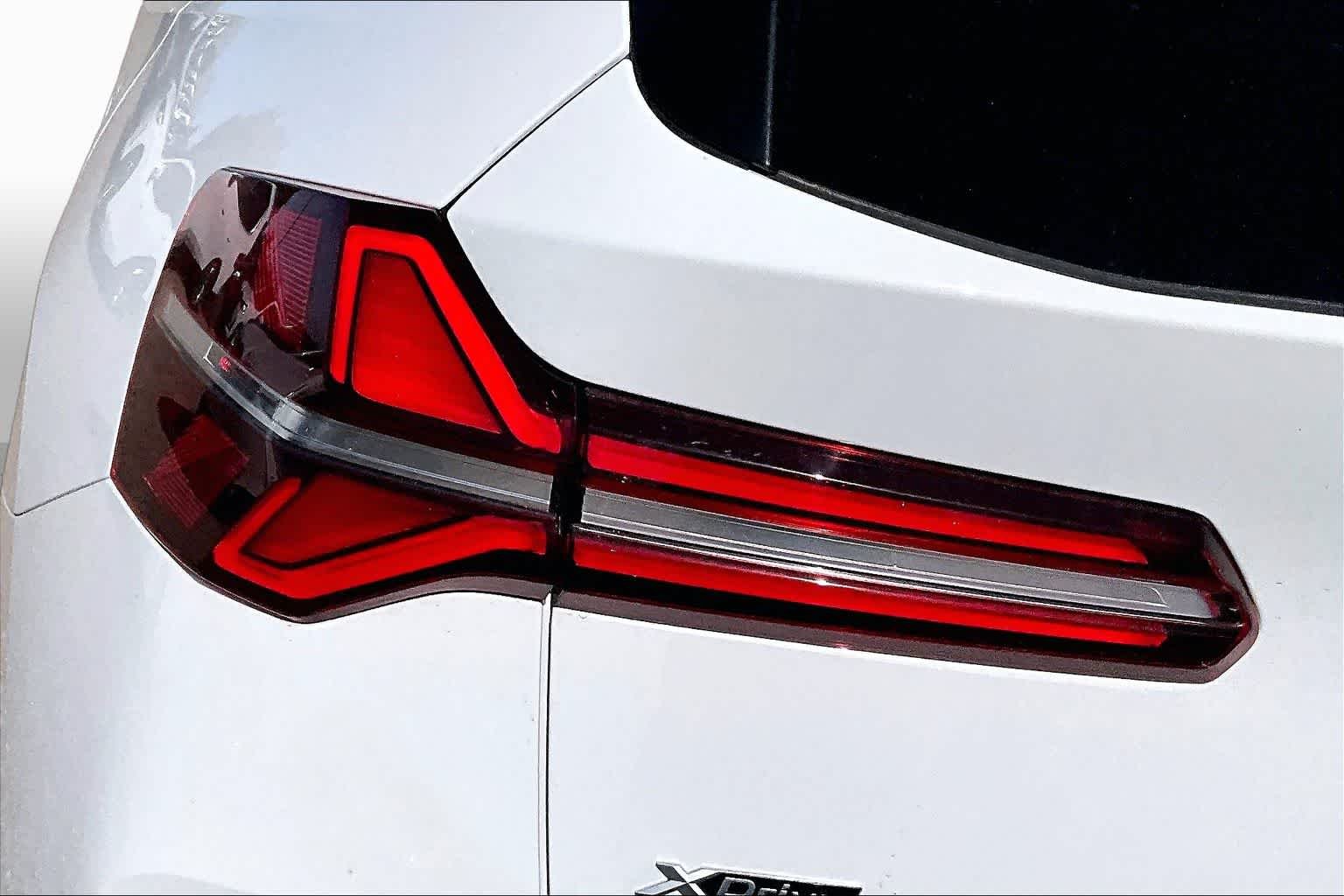 New 2026 Alpine White BMW 30 xDrive image 14