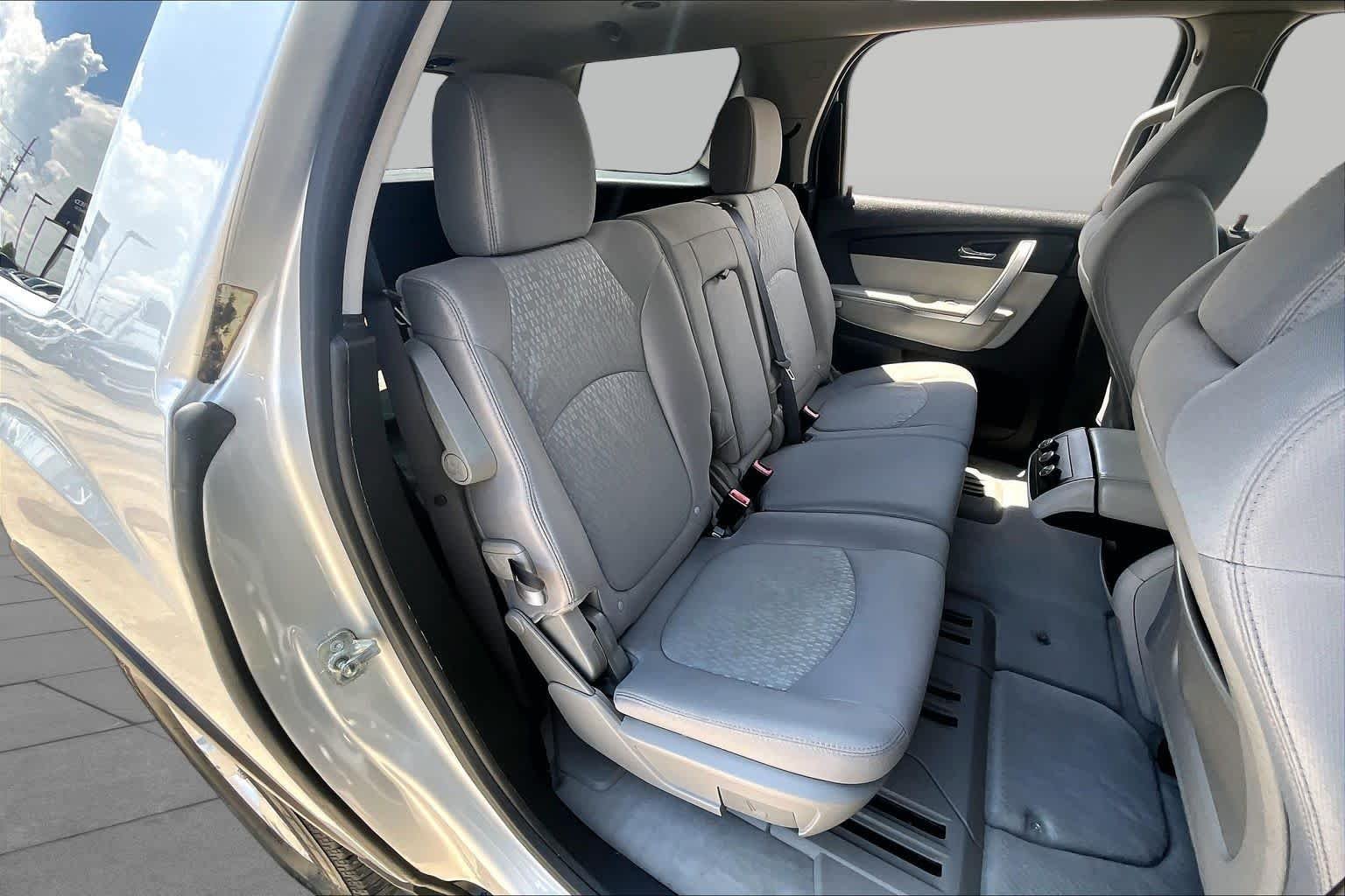 Used 2012 Quicksilver Metallic GMC SL image 19