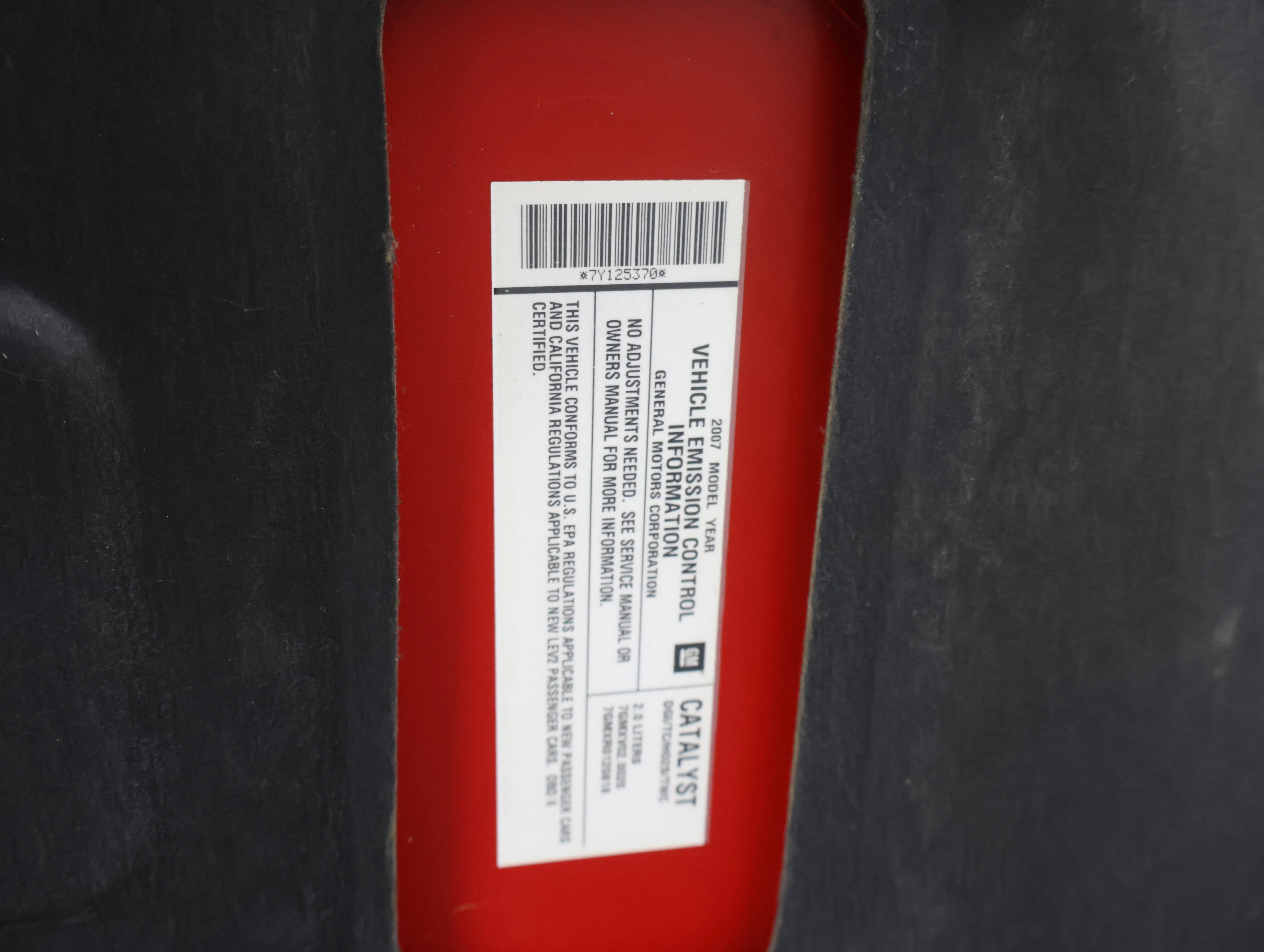 Used 2007 Aggressive (Victory Red) Pontiac GXP image 17