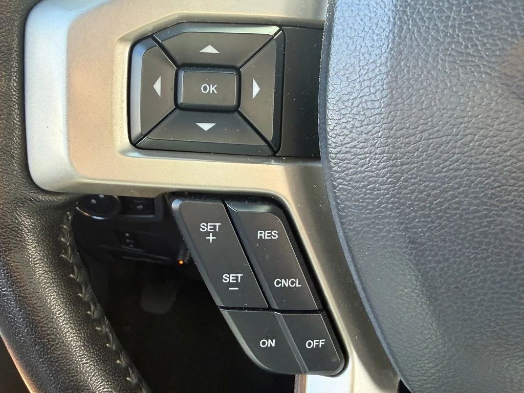 Used 2022 Agate Black Metallic Ford Lariat image 31