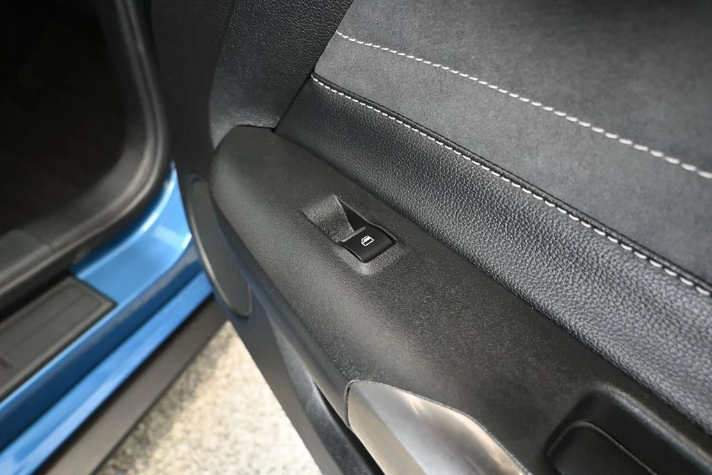 Used 2020 Blue Ford Shelby GT350 image 38