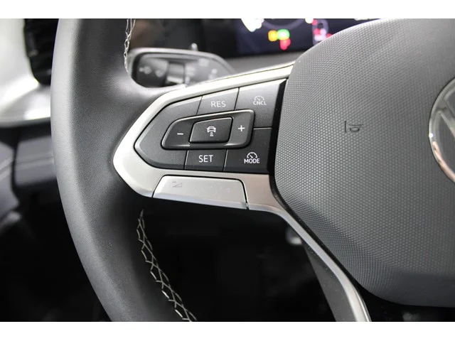 New 2026 Deep Black Pearl Volkswagen 2.0T SE image 10