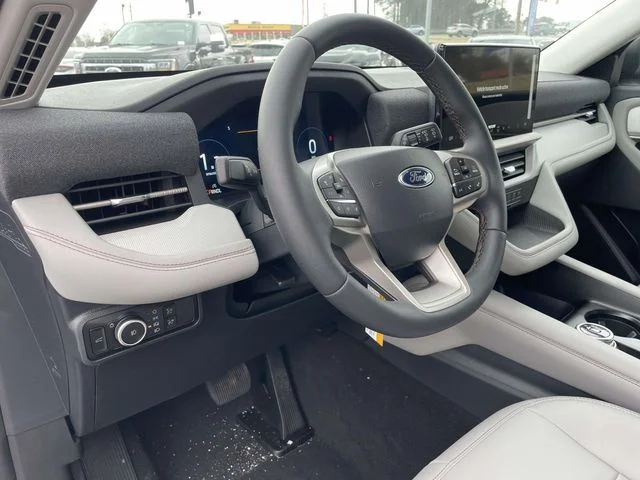 New 2026 Agate Black Metallic Ford Active image 14