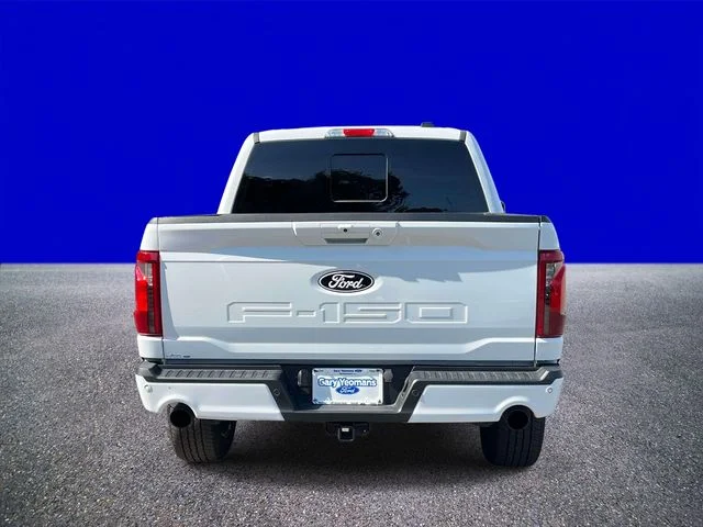 Certified Used 2024 Oxford White Ford XLT image 4