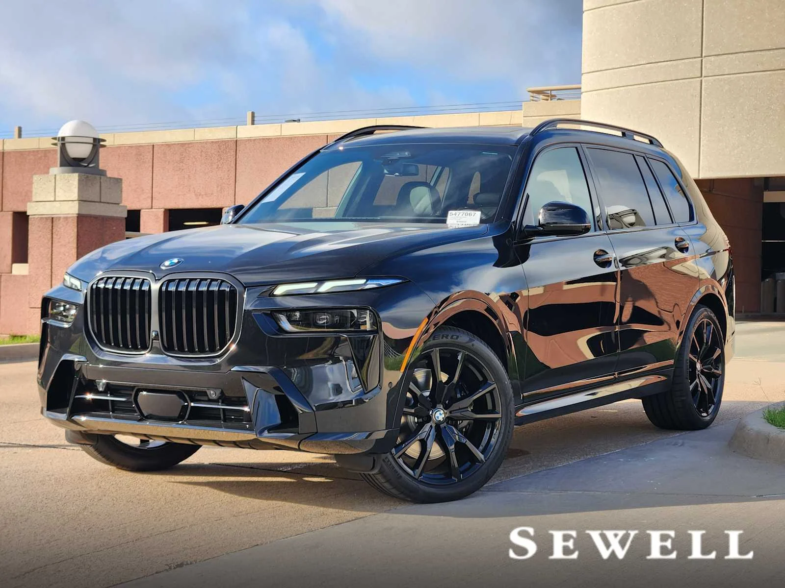 2027 BMW X7