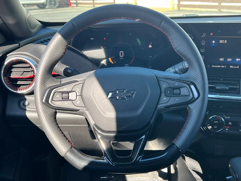 2026 Chevrolet Trax RS - Photo 10