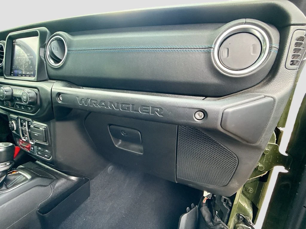 Used 2022 Green Jeep Unlimited Rubicon 4xe image 32
