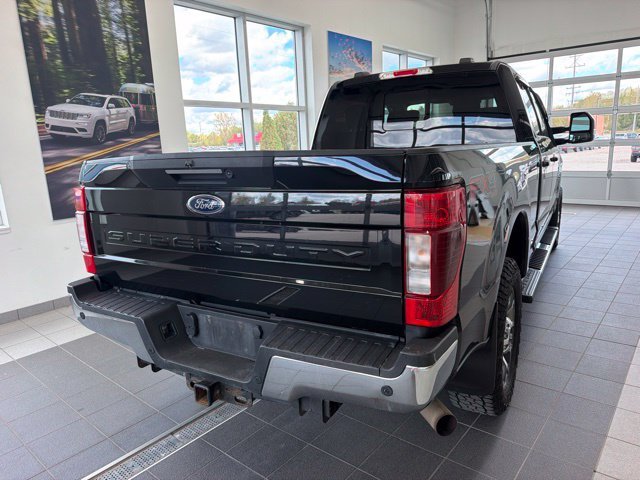 Used 2020 Black Metallic Ford Lariat image 6